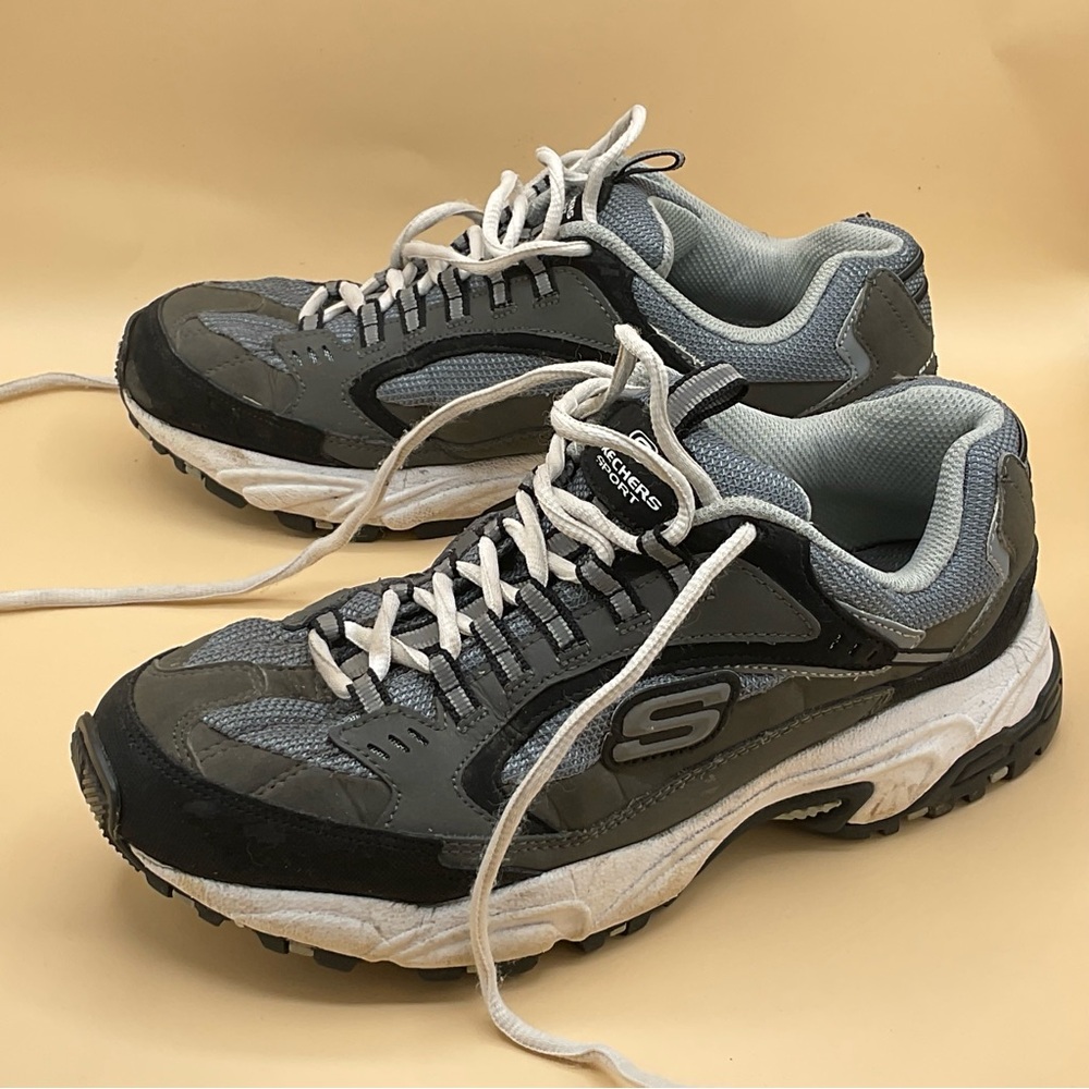 Sketchers Stamina cutback men's sneakers size 7.5